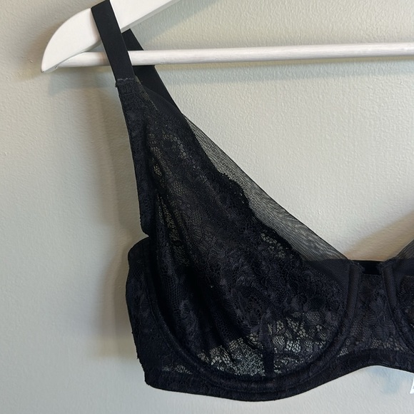 Black lace unlined bra - Picture 2 of 7